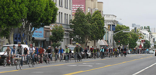 San Francisco cyclists leave on Valencia May 30 for the Maker Faire 20 miles south in San Mateo.