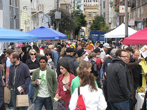 At Lilly Alley and Octavia a small streetfair was held over Memorial Day weekend, with locals jamming the area to browse the goods. A commercial use of public space, but with locally made goods and a lot of conviviality in the streets.
