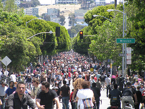 24th Street east from Valencia, Sunday, June 7, 2009.