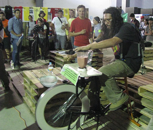 Bici Licuadora (blender) for raffle at the Congress.
