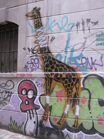 Mysterious fluorescent tube giraffe on the walls of Istanbul...