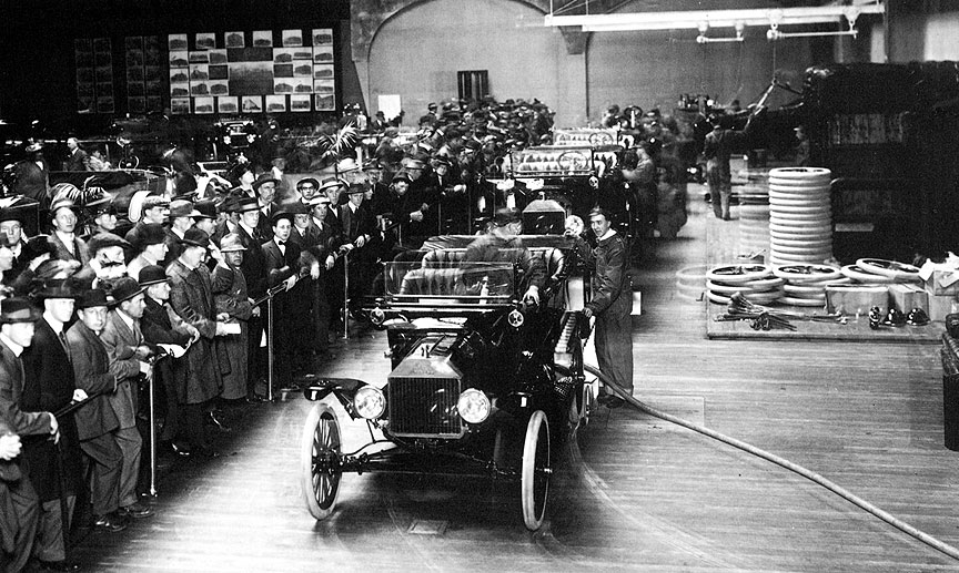 The Ford Assembly line at the PPIE, 1915.