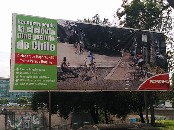 The Intendente of Santiago, Claudio Orrego, is pushing this 42-km bikeway along the Rio Mapocho, which enjoyed a staged opening at the beginning of the FMB5.